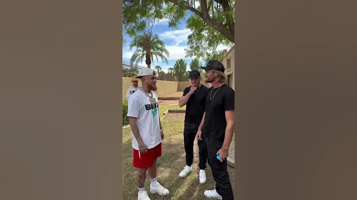 Logan with his doppelgänger 😆 #loganpaul #jakepaul #impaulsive