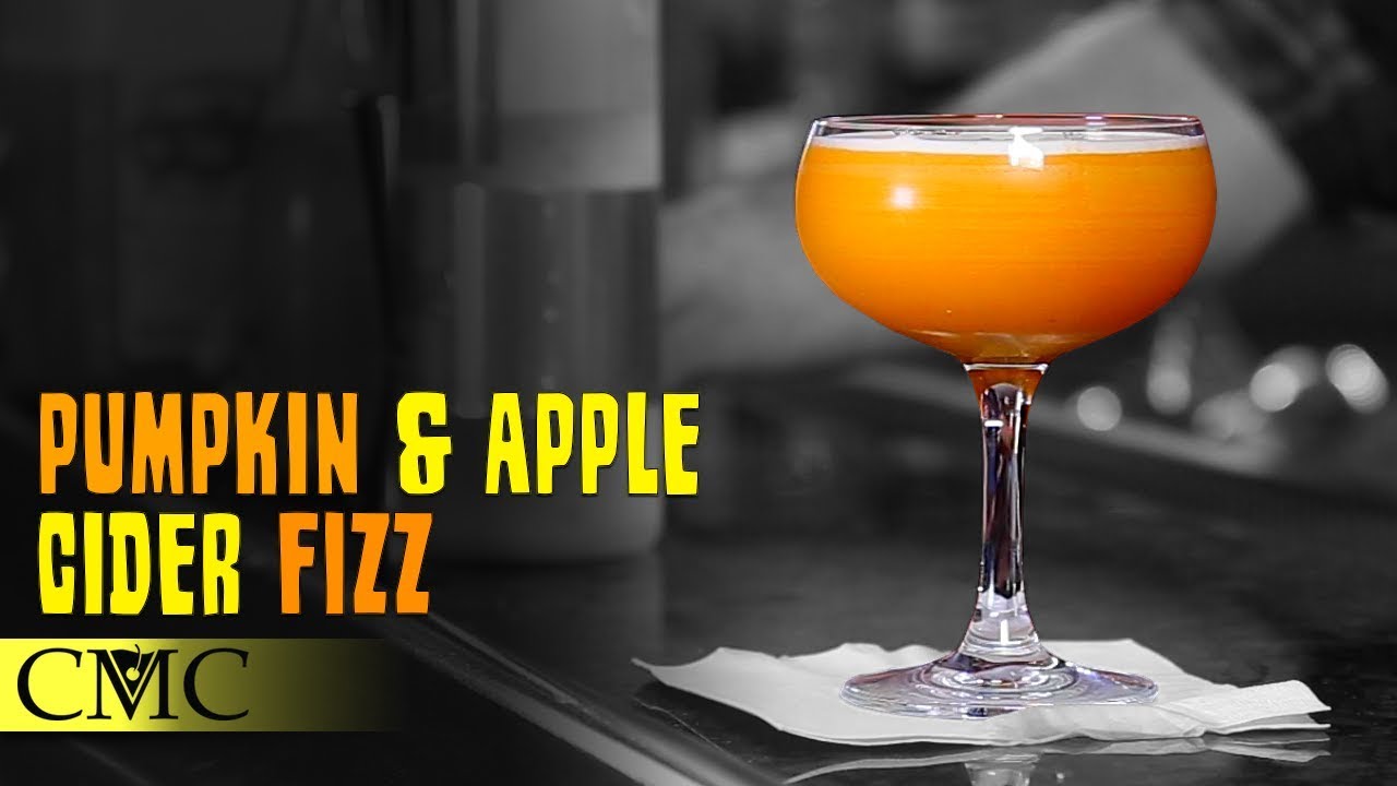 How To Make The Pumpkin & Apple Cider Fizz 🦃  Thanksgiving Cocktail