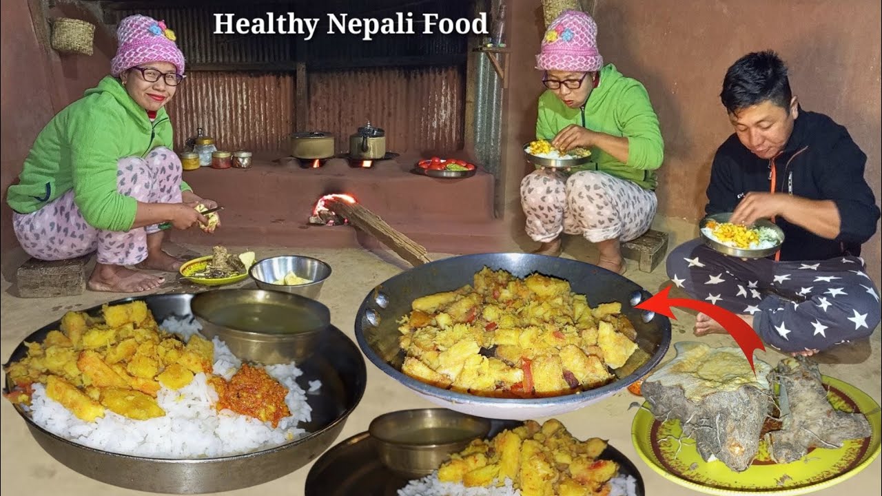 Healthy Nepali Food Ghar Tarul Recipe with Rice Cooking in Village||Yam
