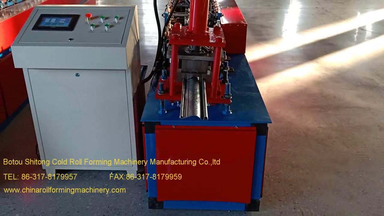 116 embossing roller shutter door making machine - YouTube
