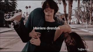 değişmem gülüşünü tüm dünya benim olsa da