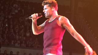 Ricky Martin - Drop It On Me live Adelaide Entertainment Centre 05/05/15