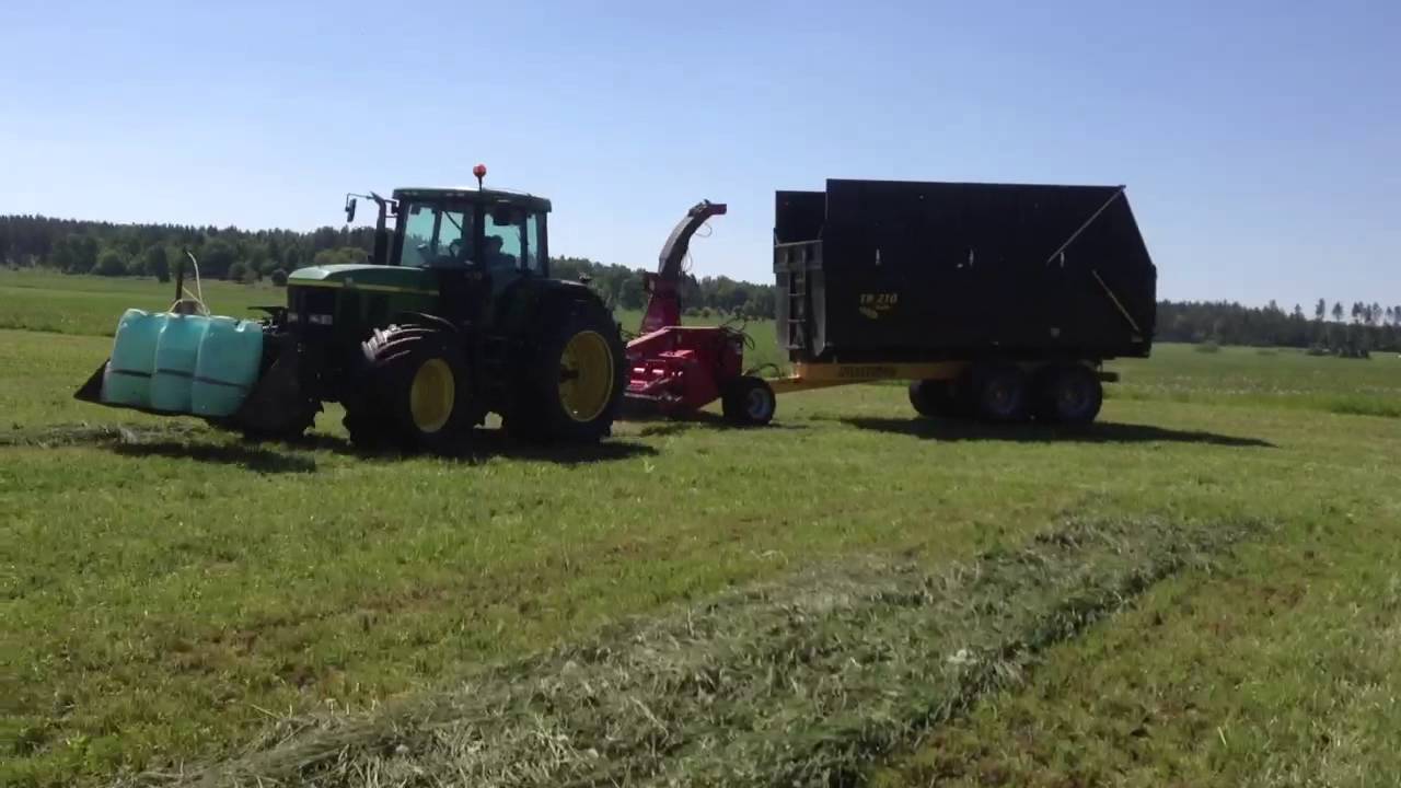 Ensilage skörd på Eneberga Gård - YouTube