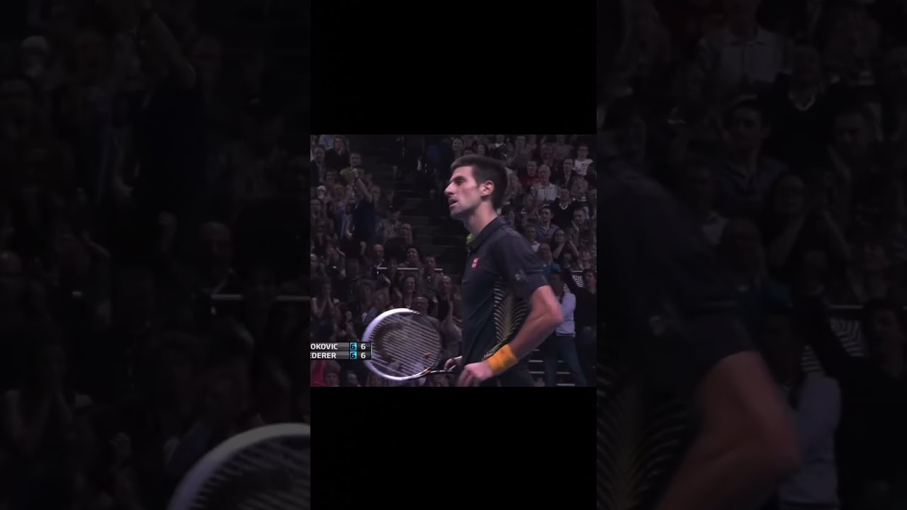 Roger Federer Walking Like a King on the Court