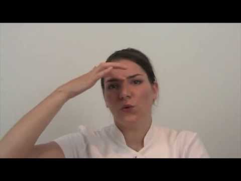 Video: 4 manieren om voorhoofdrimpels te verminderen met gezichtsyoga