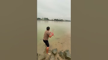 how fishing net works animation, wow!! Real life Cast net fishing 8kg Under a Dam 8