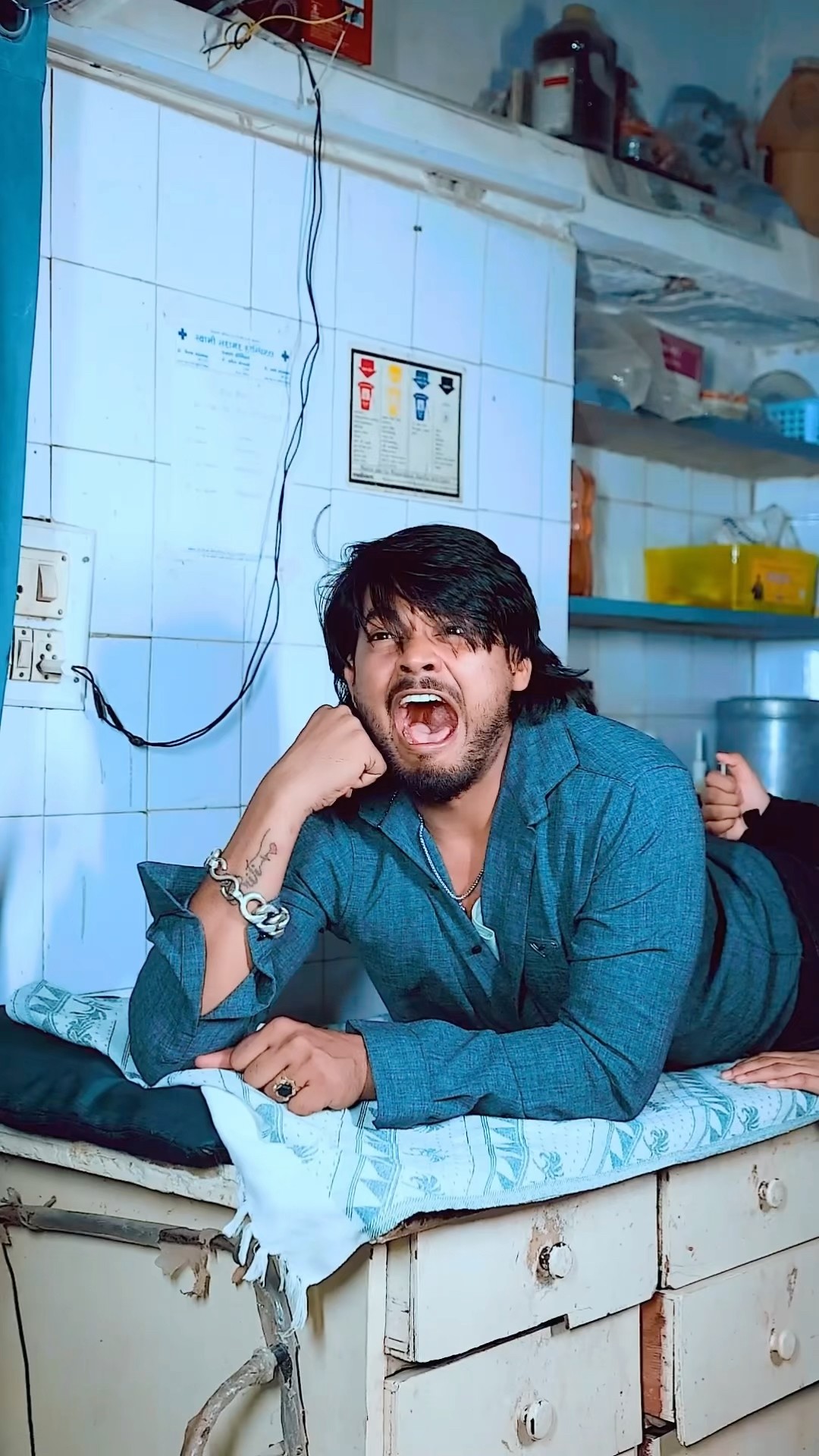 Surajactor fas gya aaj muskan ke chakkar me #surajactor
