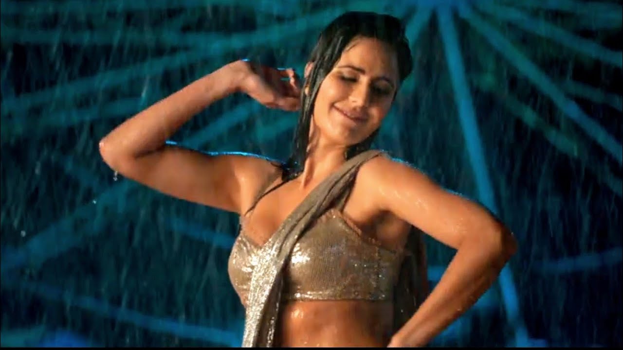 Tip Tip Barsa Pani Katrina Kaif Hot Song || Katrina Kaif Sexy Dance Video  Song Tip Tip Barsa Pani - YouTube