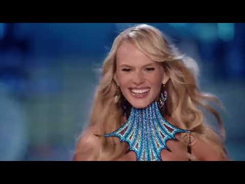 Maroon 5 Moves Like Jagger The Victoria Secrets Fashion Show 2011 