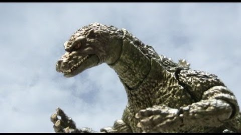 S.H. MonsterArts Godzilla Junior stop-motion test