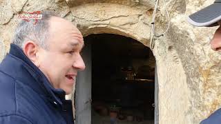 Questa Casa Scavata Nella Roccia, Ci Lascia Senza Parole