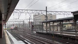 E6系 701系秋田駅同着