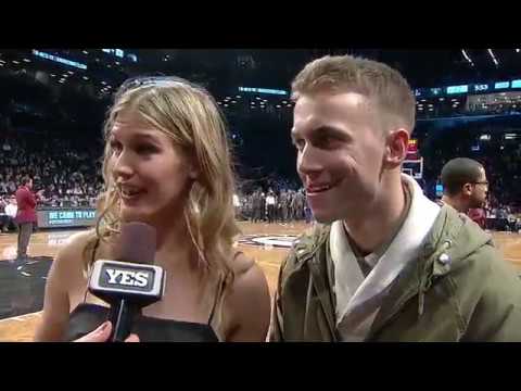 Genie Bouchard loses Super Bowl bet, brings date to Nets game