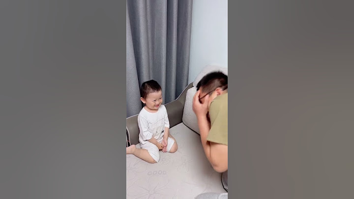 爸爸正在教儿子喊爸爸！不料宝宝却喊出了360度大转弯，实在太逗了😂#爸爸带娃 #人类幼崽有多可爱 #宝宝学说话