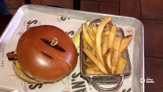 🔴Sean's Bar & Kitchen, Best Sports Bar in Midtown, New York 🍔🍟 #seansbar #sportsbar #beer #food #nyc