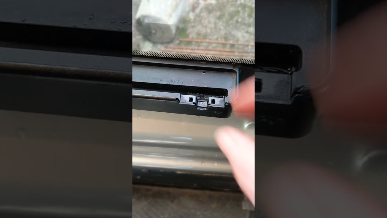 Ford Mk8 Transit sliding door window glass water leaking issue