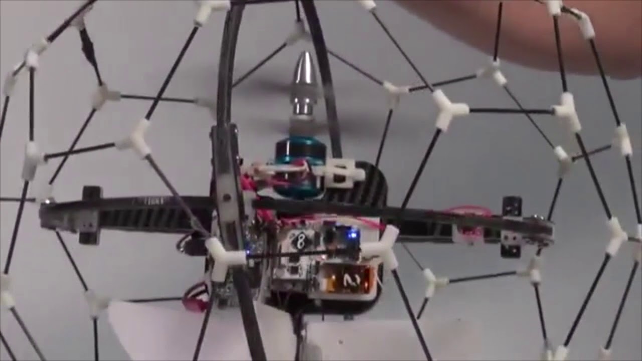 Çarpışmalara Karşı Dayanıklı Uçan Robot