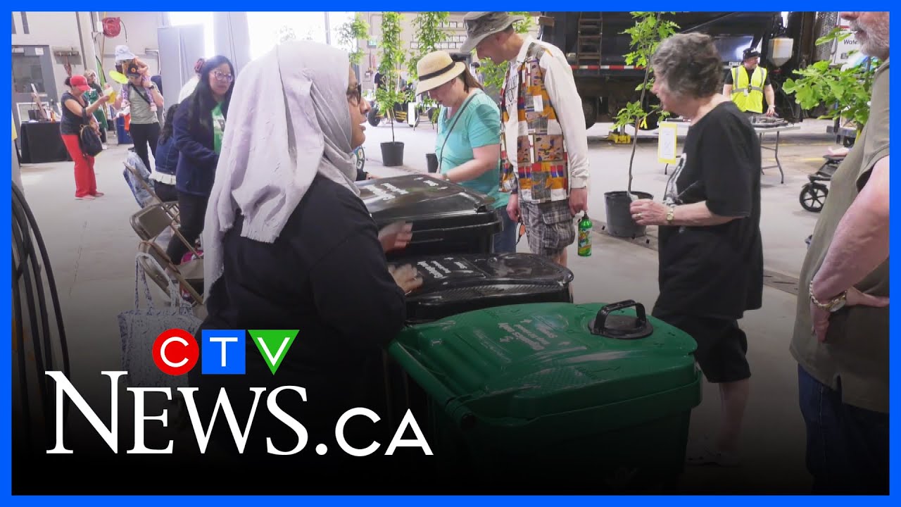 Waterloo Parcel Collection Waterloo Region to switch to cart-based waste collection by 2026 - YouTube