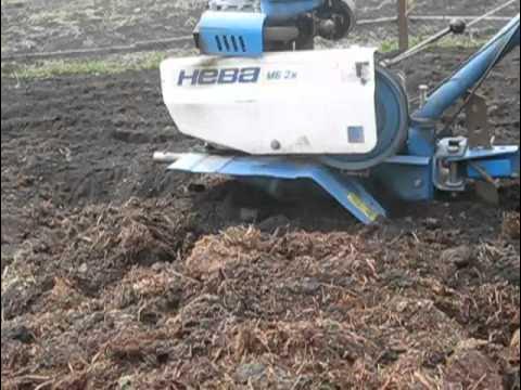 Вспашка огорода до и после. Вспашка огорода фрезой. Вспашка огорода мотоблоком. Вспашка земли мотоблоком фрезами. Пахота мотоблоком.