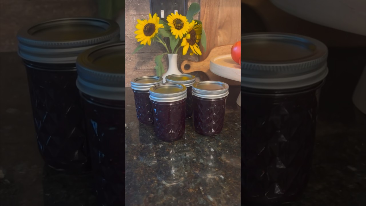 Homemade Old fashion jam with no added pectin 