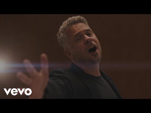 Le Flex - Lovers' Paradise (Official Music Video)