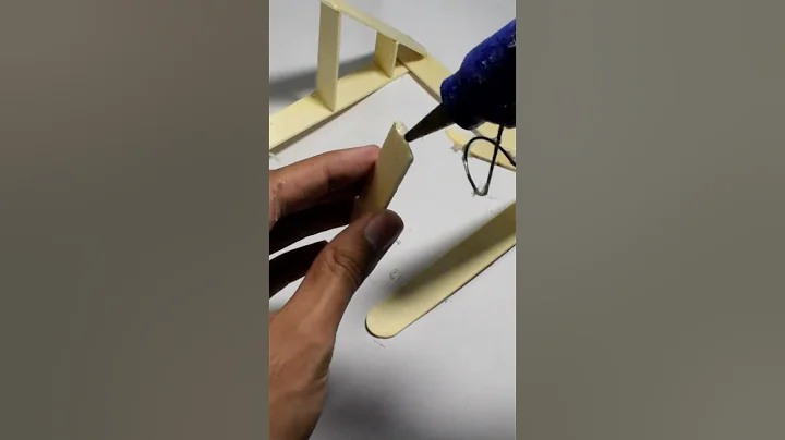 How to make Mobile Holder 📱-Popsicle Stick Craft #shorts #youtubeshorts #craft