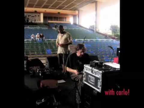 Marcus Wyatt and language 12 in Luanda , Angola 2009