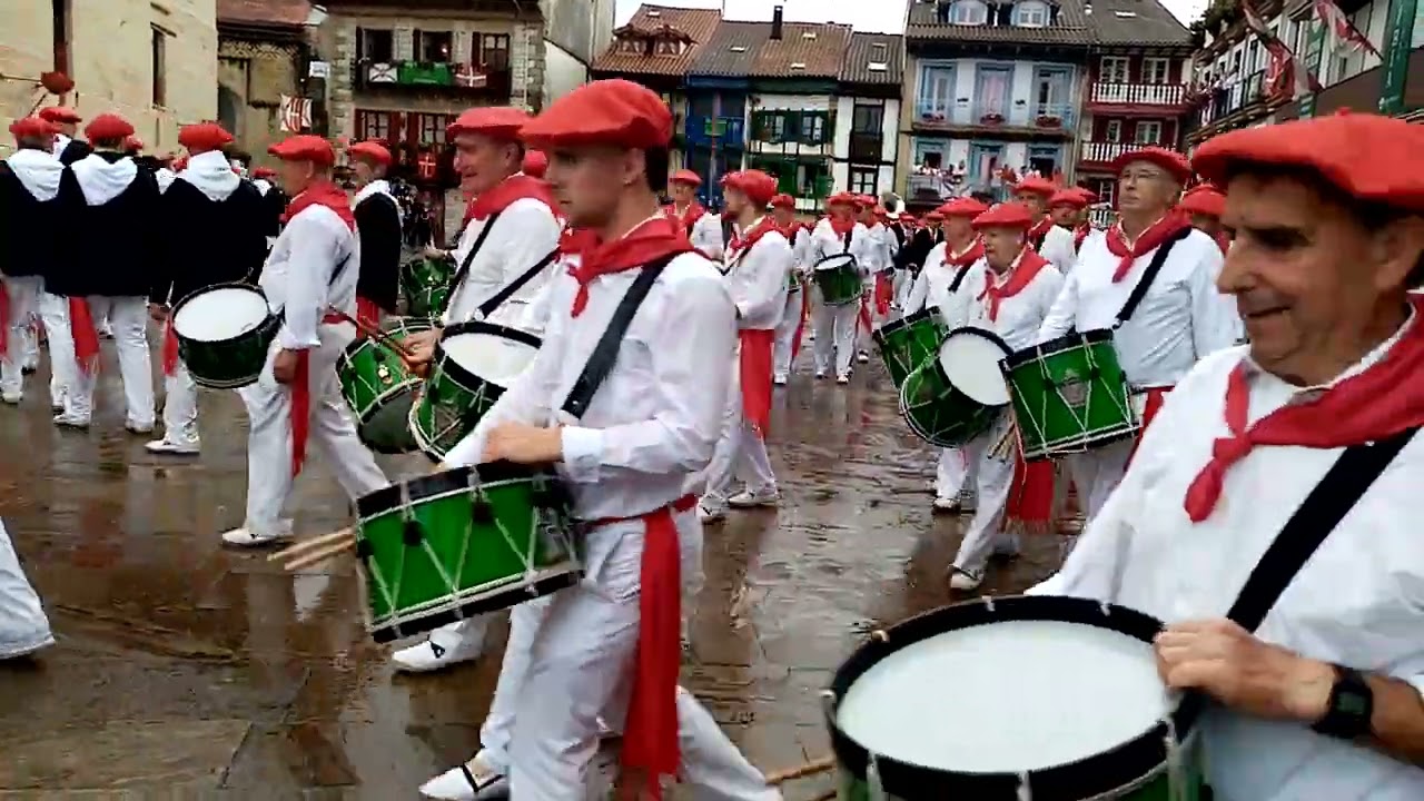Hondarribia - Gipuzkoa. Alarde 8 septiembre 2025. En la Plaza de Armas.