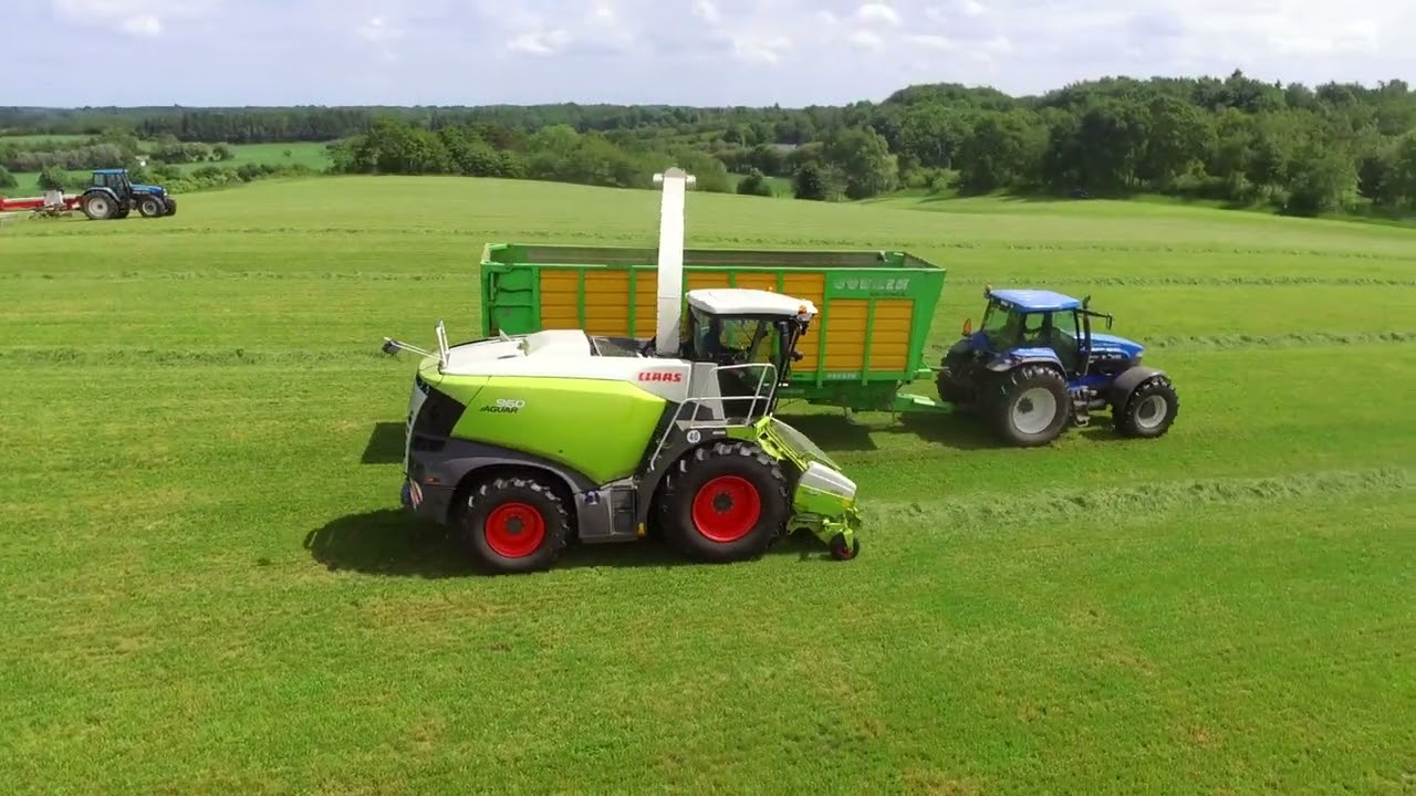 Kirkebæk Maskinstation 1. Slæt græs. 2022