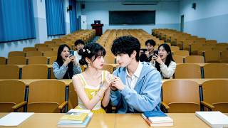 Cold Campus Heartthrob Sits Down Next to Cinderella Figure In Public.Say He's Her BF!#romance screenshot 5