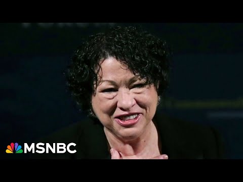 Top Democrats wont join calls for Justice Sotomayor to retire