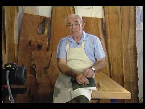 Woodturning, a Foundation Course with Keith Rowley (woodturning DVD preview)