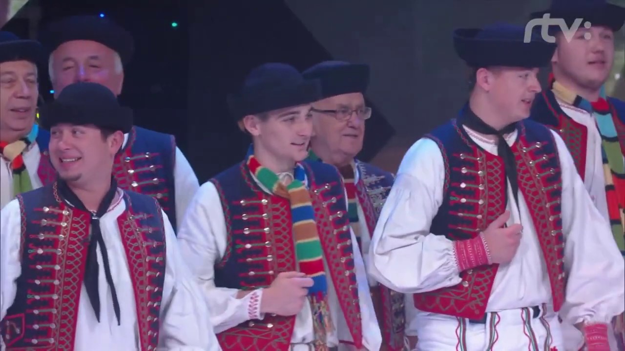 Folklórna skupina Jána Lazoríka z Krivian - Zem spieva