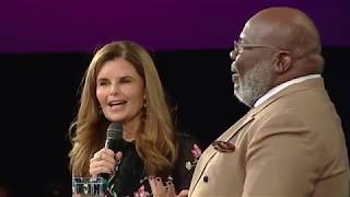 Bishop T.D. Jakes and Maria Shriver discuss 'I've Been Thinking'