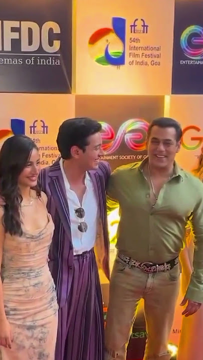 #bollywood salman khan megastar fun with a beautiful accters performance on stage show 4k