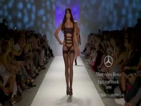 Mercedes-Benz Fashion Week Miami Opens with Super ...
