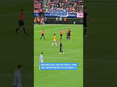 ¡Abucheos de la afición tapatía!  ❌😅