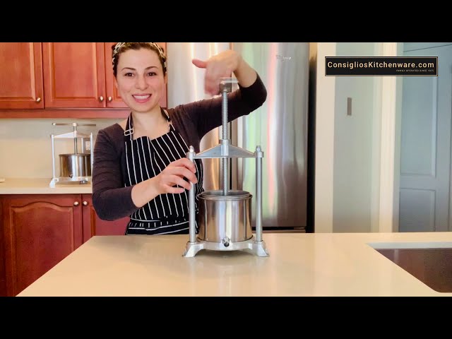 How to Make Almond Milk & More with the Professional Torchietto (Vegetable/Fruit  Press) 