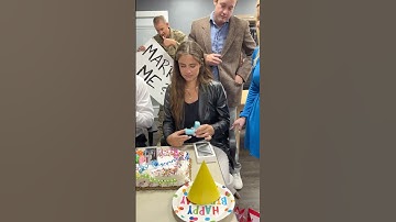 Soldier surprise proposes to girlfriend on her birthday 🥹