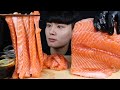 연어국수 통연어2kg 리얼사운드 먹방ASMR Giant Salmon Noodles mukbang  サーモン 麺 ปลาแซลมอน Cá hồi Mì eating sounds