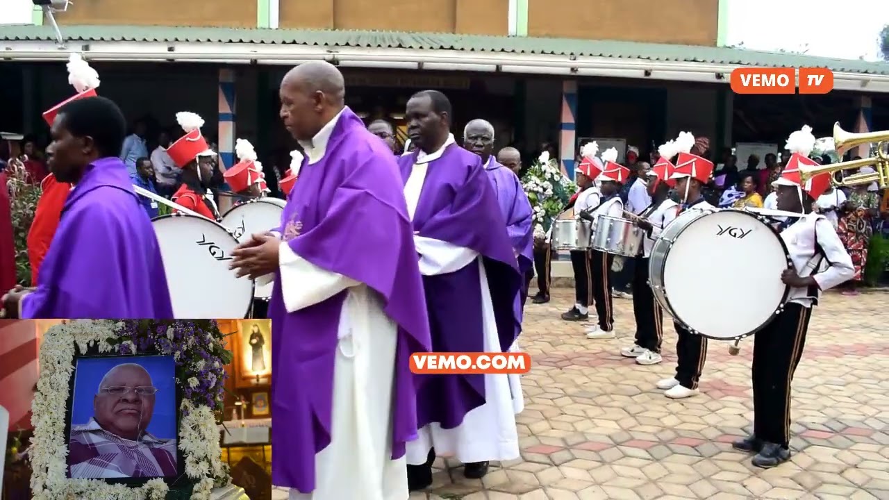 BLASI BENDI YA KIABAKARI WALIVYOMUAGA MAREHEMU CHAWA