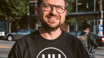 Living Singles with Pacific Notions’ Alex Ruder