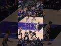 Zach is too smooth like butta with that layup 🧈