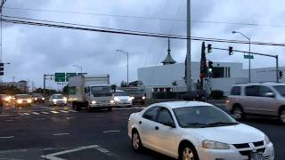 School St and Likelike Hwy 1:47 second green light  & 20 second crosswalk