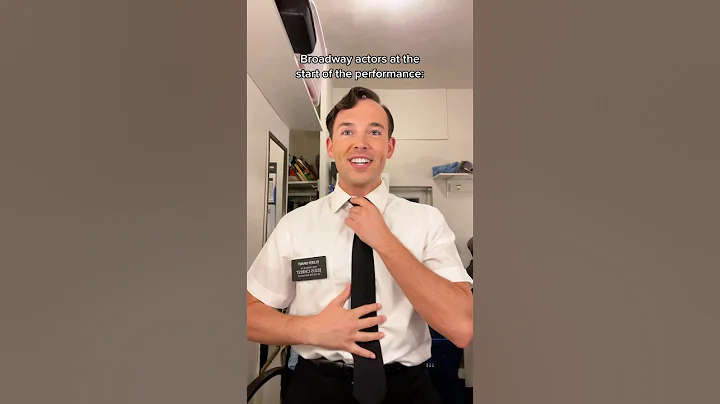 Broadway actors at start of show vs. intermission 😅 #actor #backstage #broadway #theatre