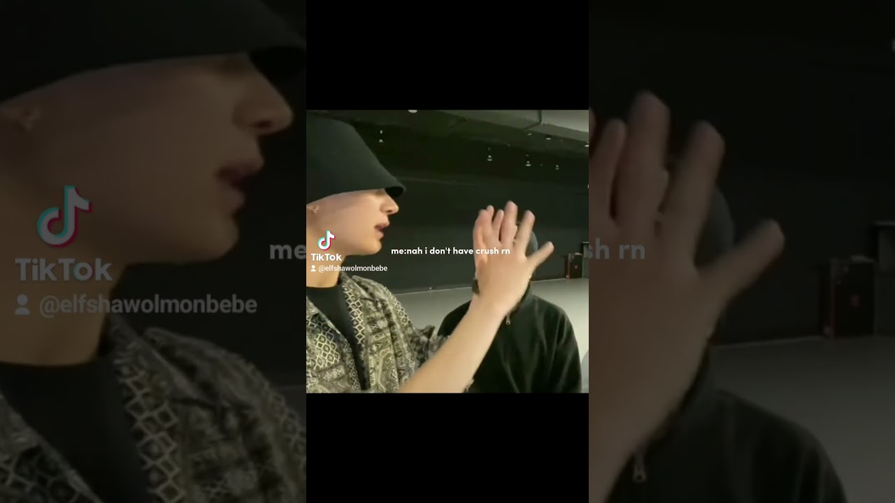 storia is the name of history's fandm, seems to be story in italian😐😬 