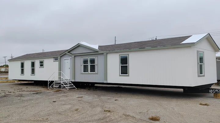 2025 Solitaire ST18803A AKA the HD384