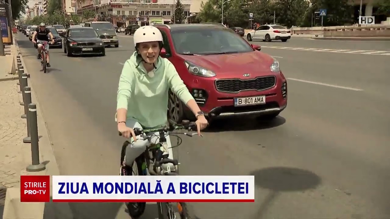 Bicicliștii din România, amenințați în trafic de șoferi, iar pe trotuare de amenzi