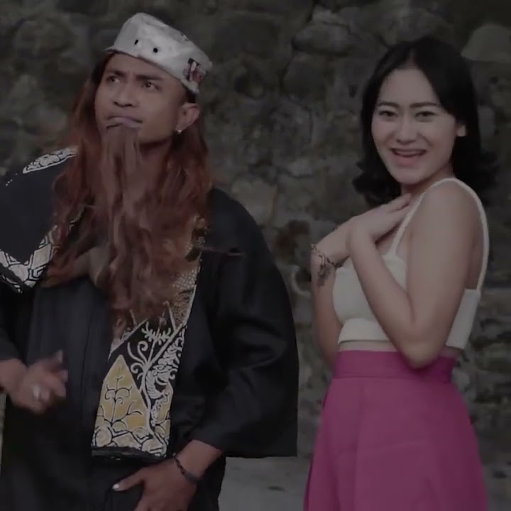 AWAS MINGGER PLIKET - VITA ALVIA , MALA AGATHA , RAJA PANCI FT KEPLERS INST