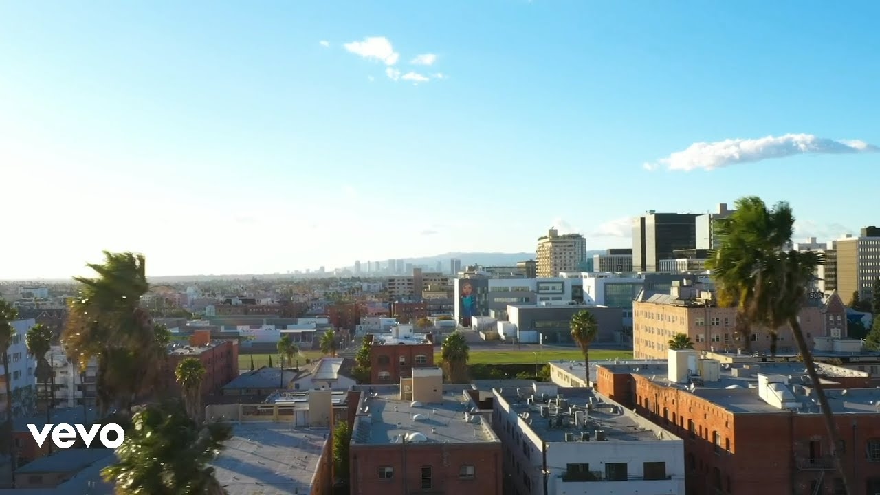 Bacardi via Sgidongo (Amapiano 2026) - Luudadeejay ft Kabza De Small (Official Video)